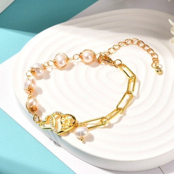 NWOT Wire wrapped natural Pearls W Gold Paperclip chain two heart Bracelet - Picture 2 of 5